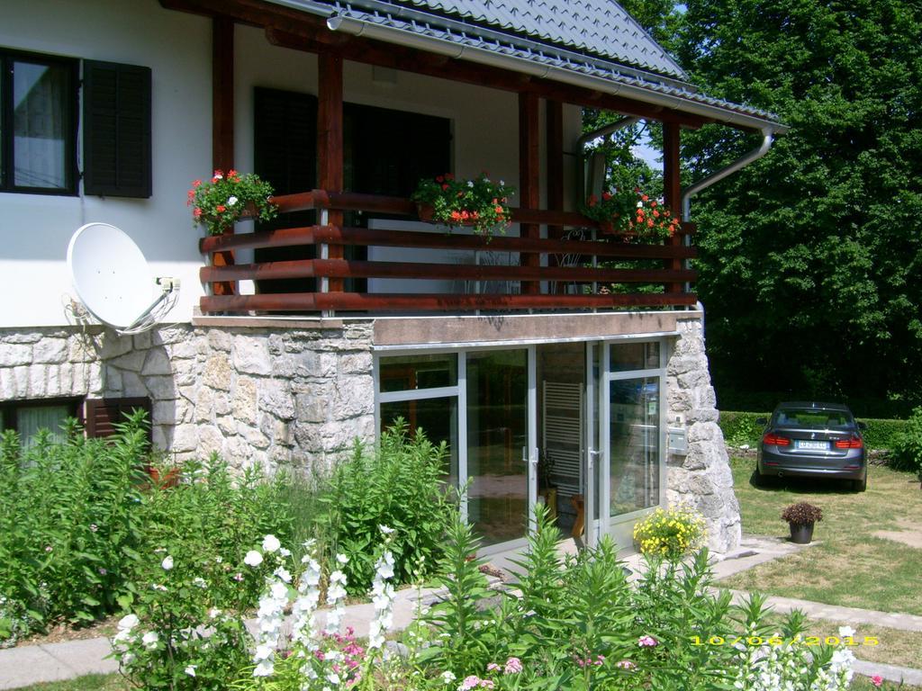 Vila Vuk Plitvicka Jezera Luaran gambar